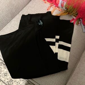 NWOT Lauren Ralph Lauren Pashmina Wrap